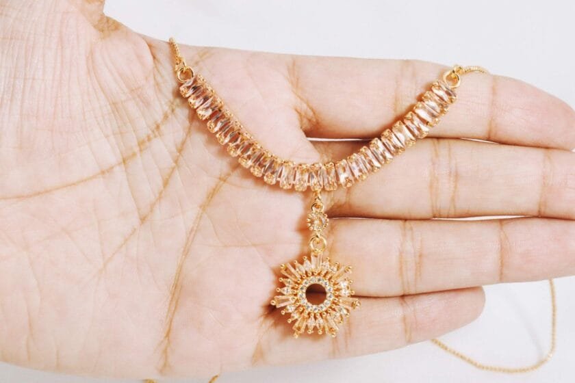 Zircon necklace set gold
