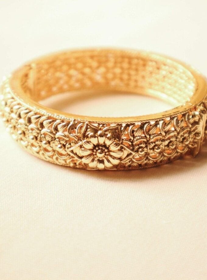 21k gold-plated bangle