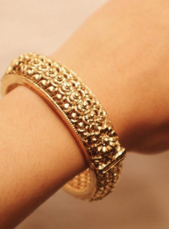 21k gold-plated bangle