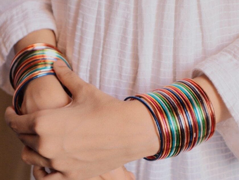 Multicolor metal Bangles