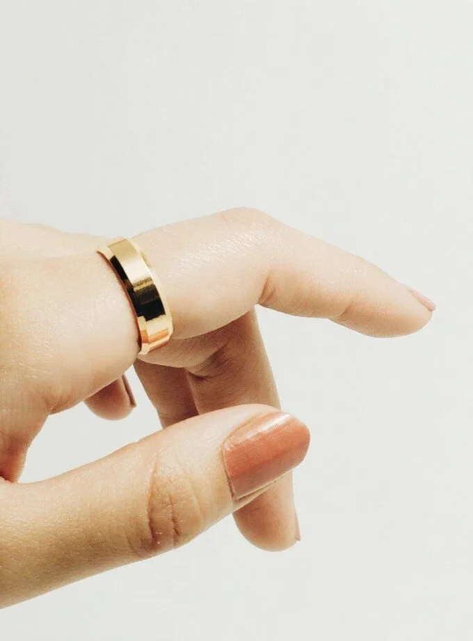 eternity band gold