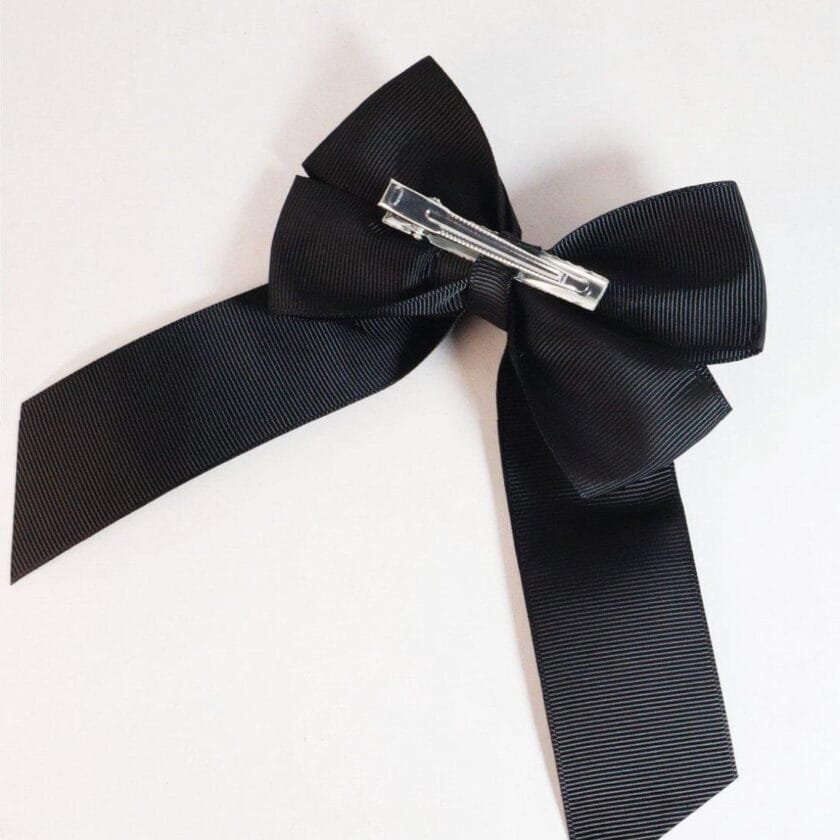 Black bow hair clip - Image 2
