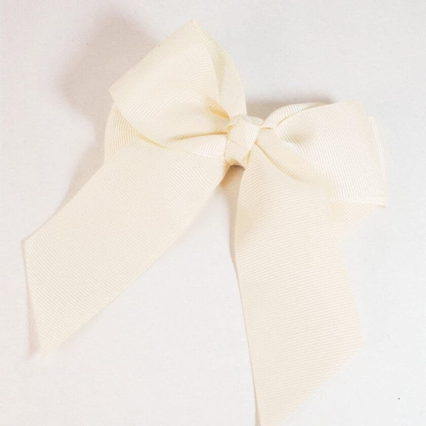 Off-white bow hair clip