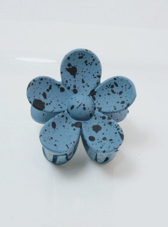 Korean flower hair claw matt