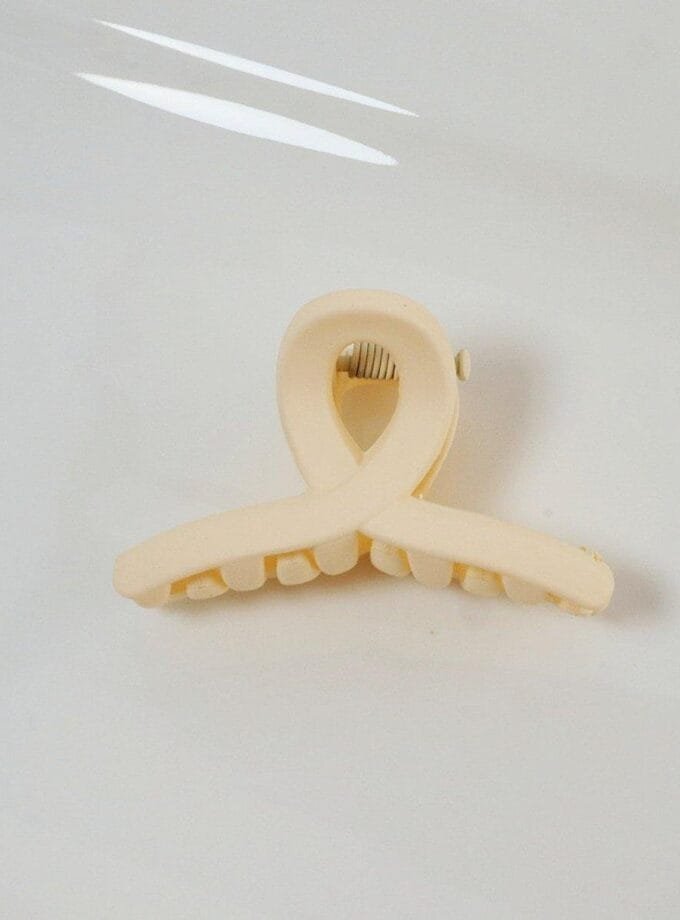 Korean shark hair claw matt