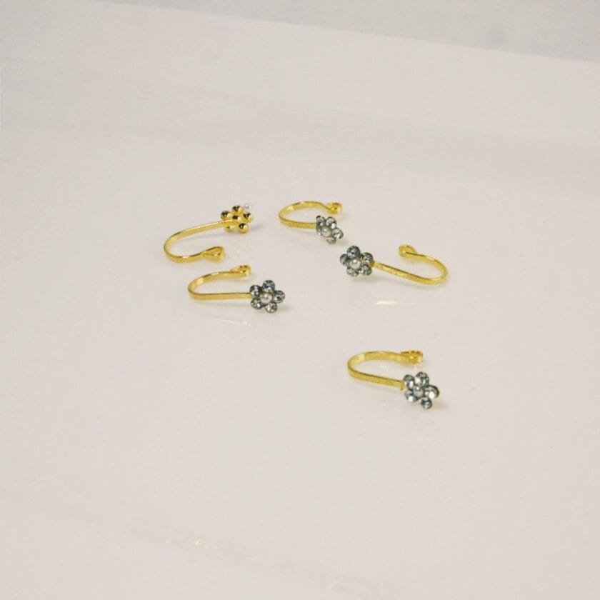 Flower fake nose pin