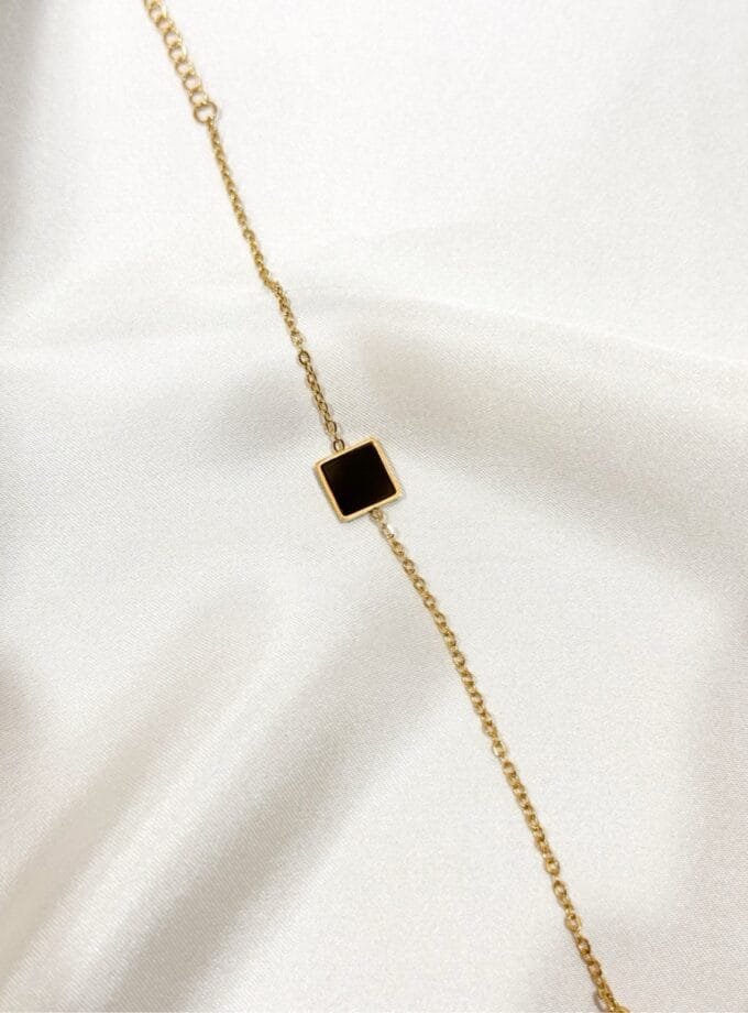 Square dainty gold bracelet