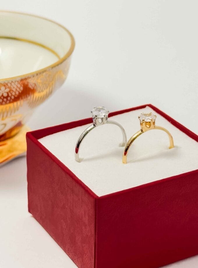 Moissanite ring adjustable golden