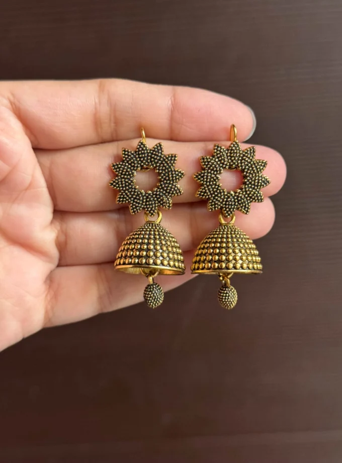 Gulabo antique jhumka