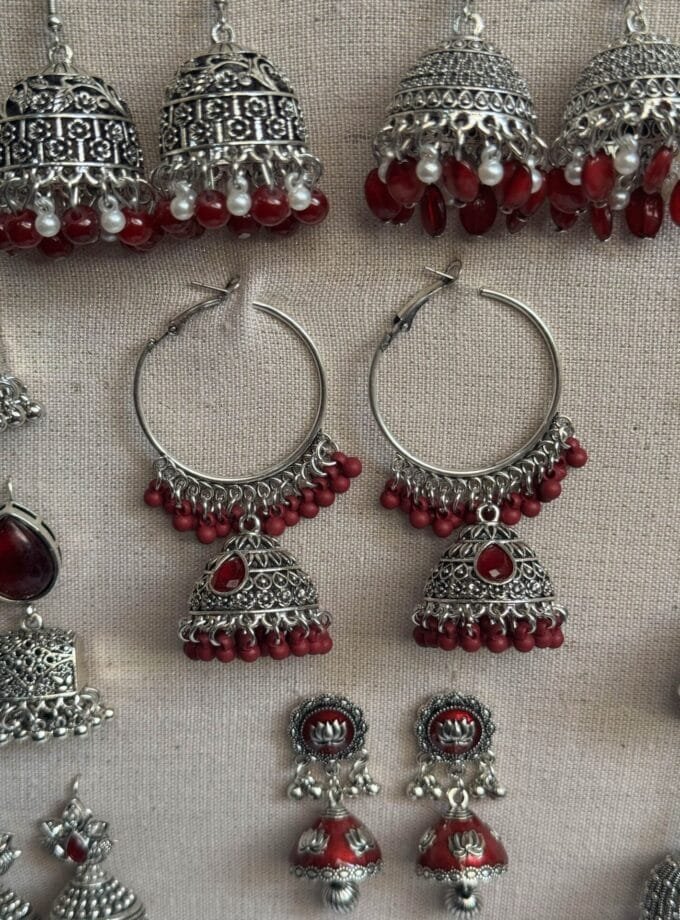 Maroon jhumki frame