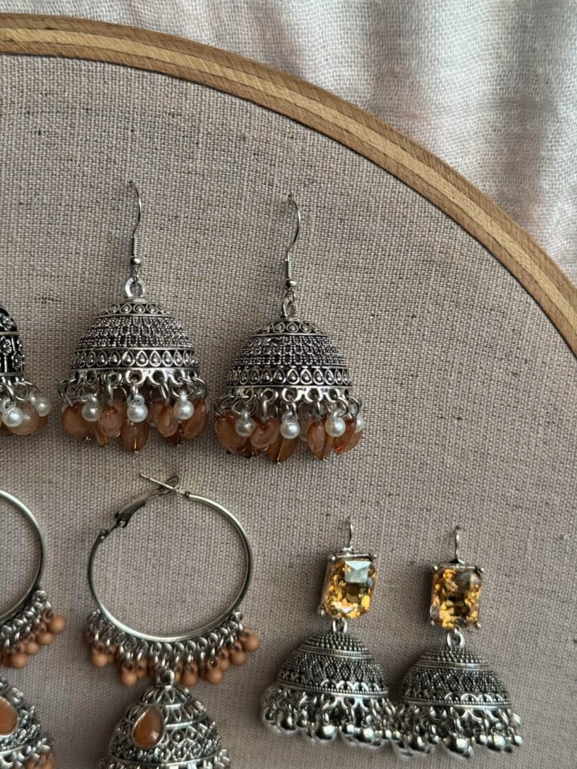 Beige jhumki - Image 5
