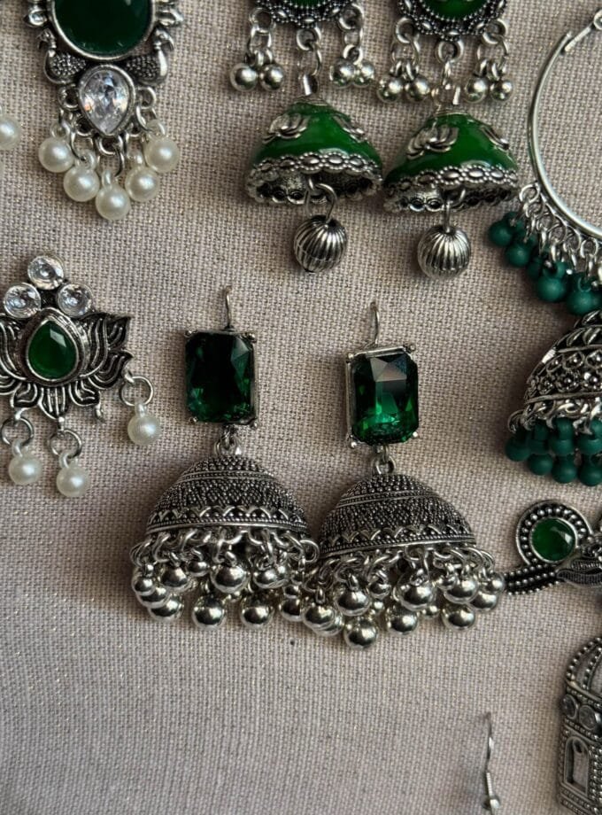 Green jhumki frame