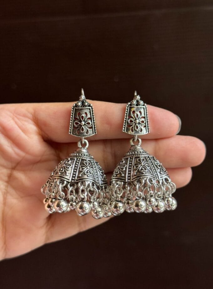 Naqsh-e-nazakat jhumka antique