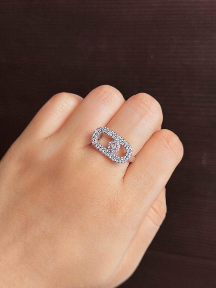 Silver zirconia ring adjustable