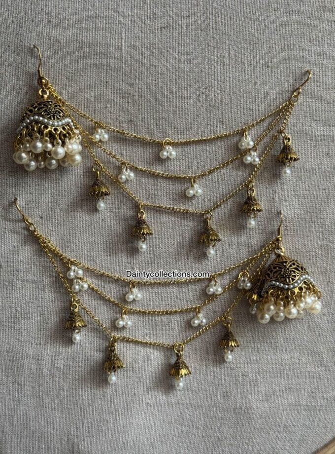 Zinat jhumka antique with triple layer saharay