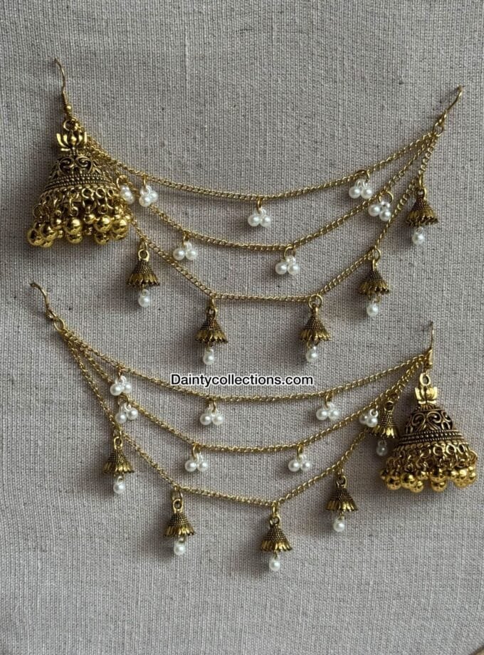 Lala jhumki antique with triple layer saharay