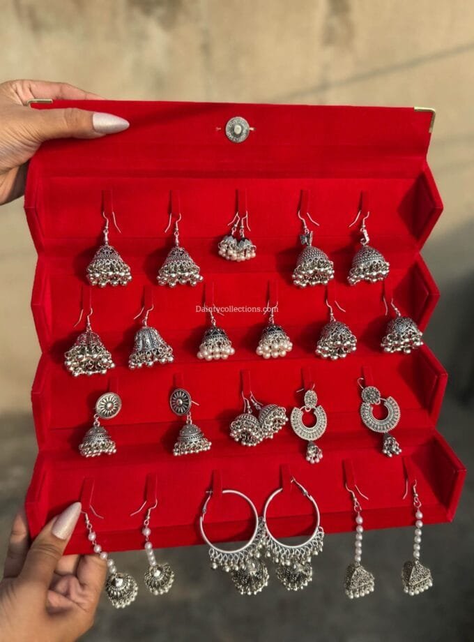 Red jhumki box WITHOUT jhumkis