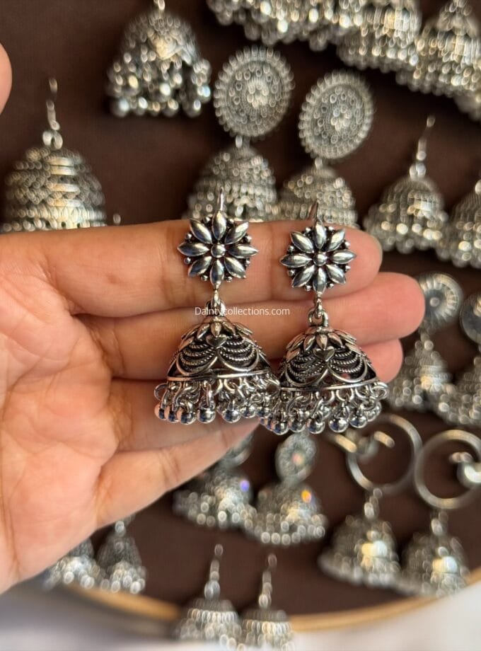 Silver jhumkay frame