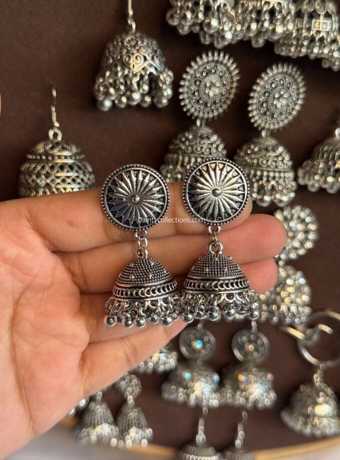 Silver jhumkay frame