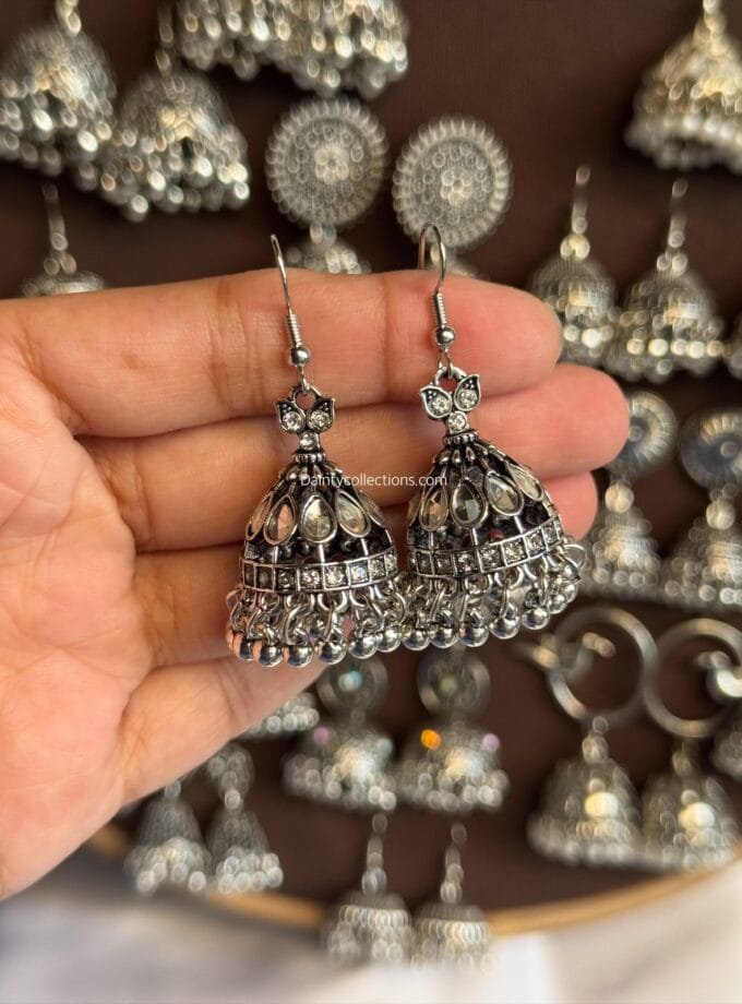 Silver jhumkay frame