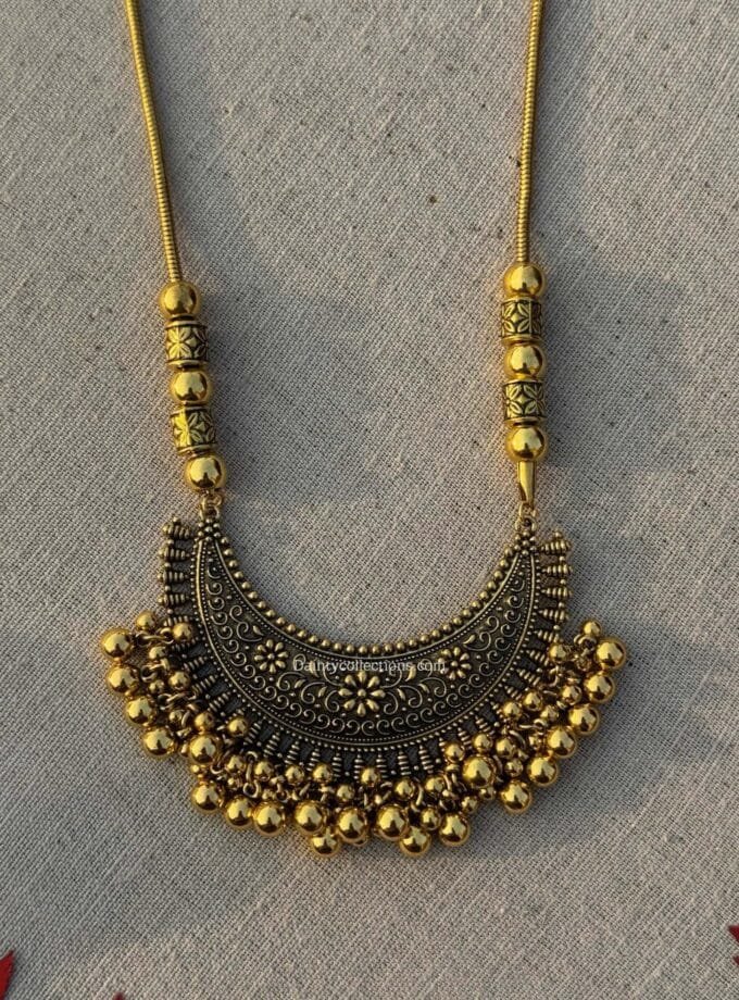 Mehru mala antique