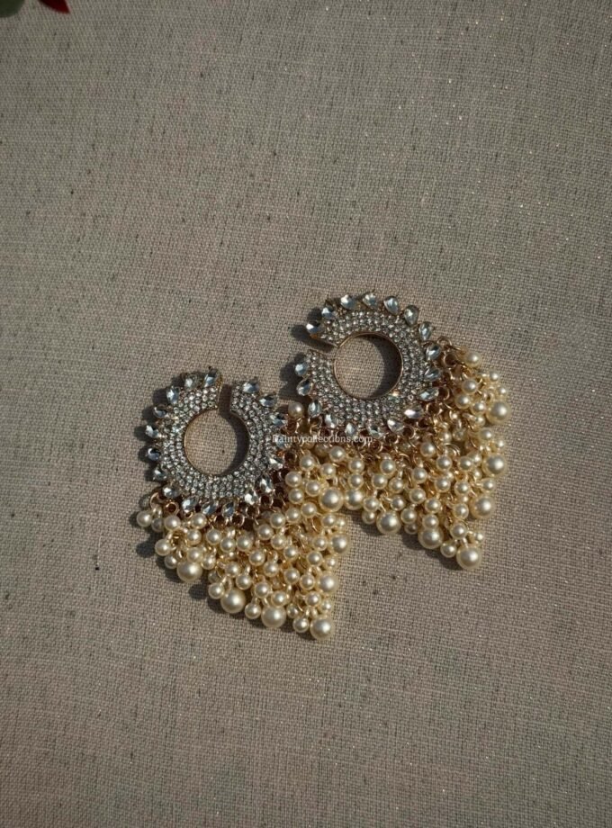 Kundan mumtaz jhumka rose gold with hanging pearls