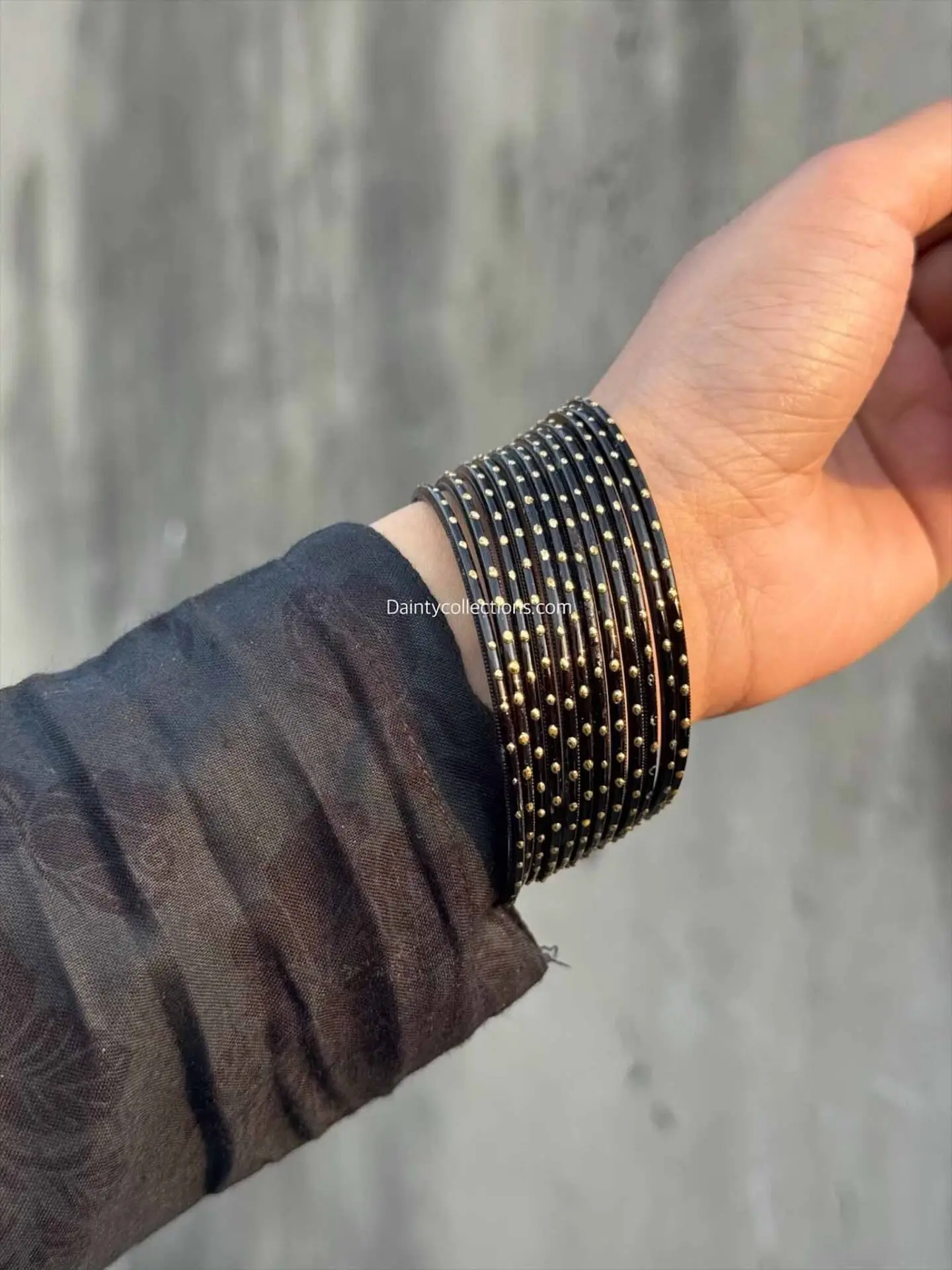 Black metal bangles - Image 2