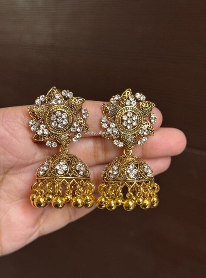 Nazo antique jhumka