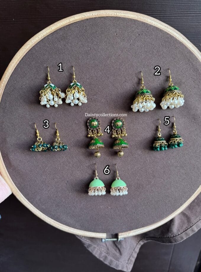 Green jhumki frame golden