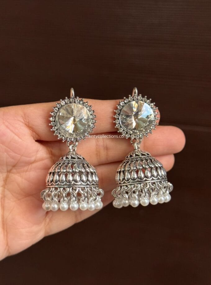 Shabnam jhumka silver with pearls