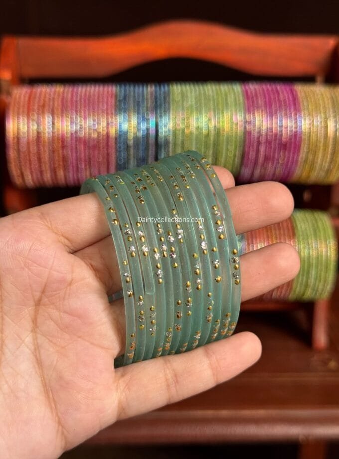 Rainbow glass bangles turquoise
