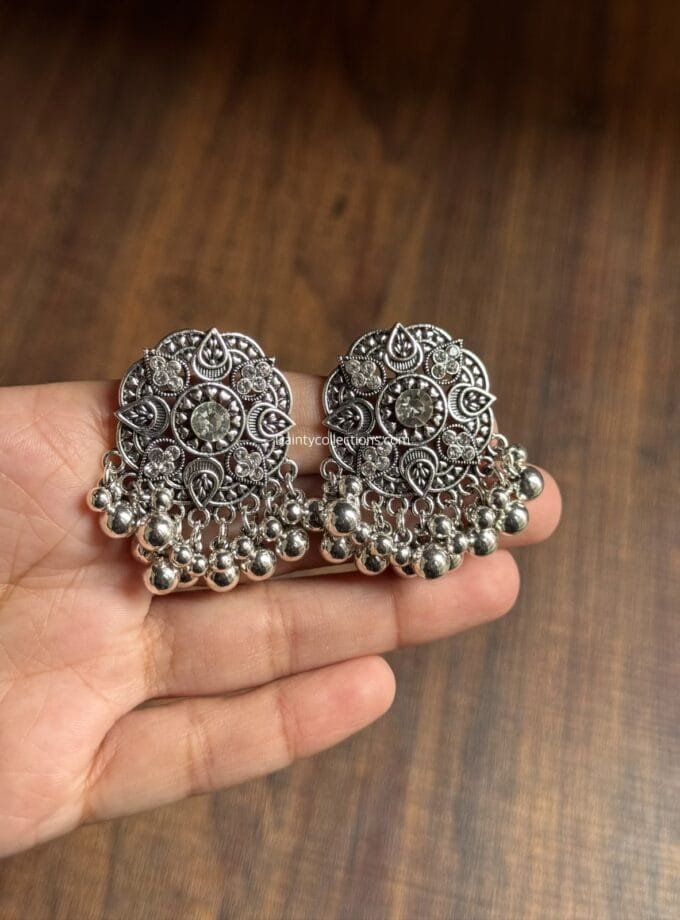 Gulbadan jhumki silver