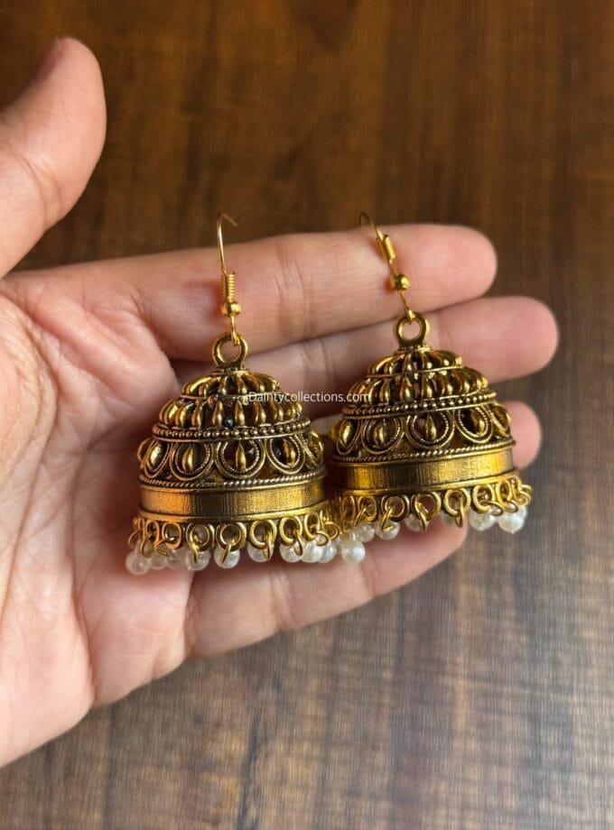 Sultana jhumka antique with white pearls