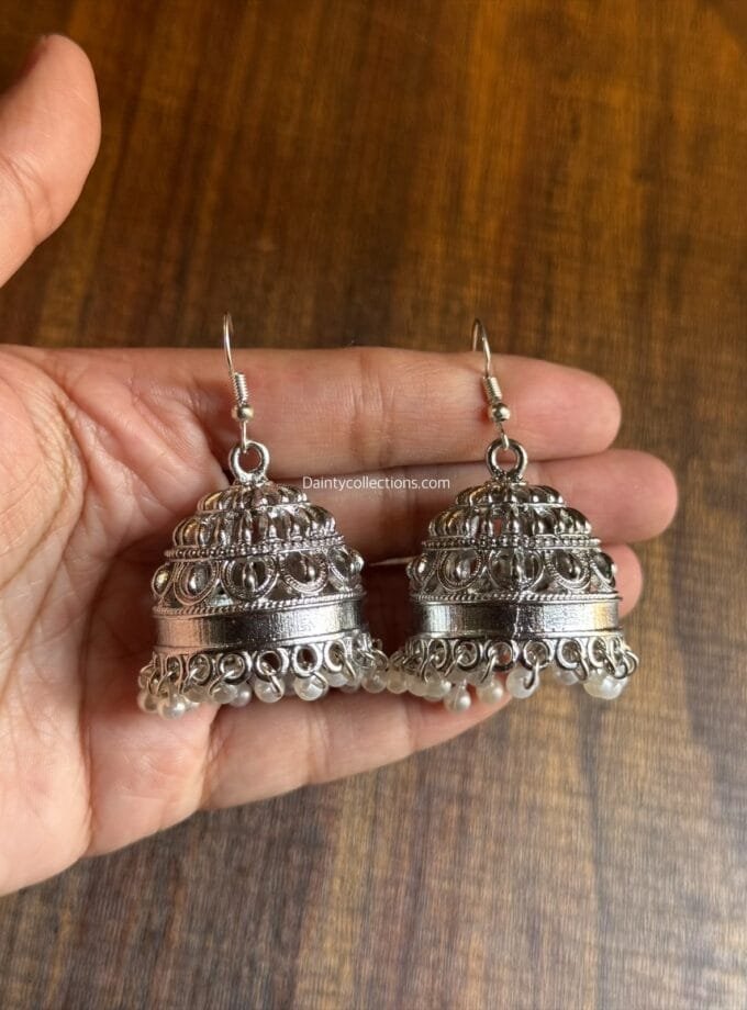 Sultana jhumka silver with white pearls