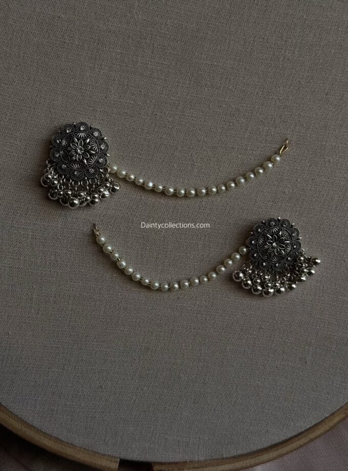 Zebunisa jhumki silver with pearl Sahara