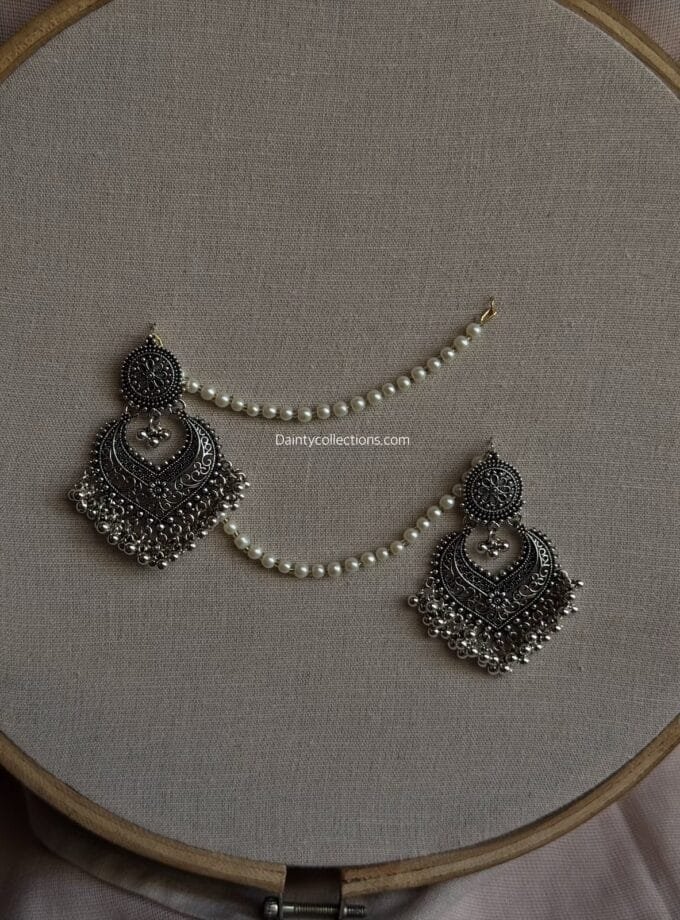 Anarkali Jhumka silver with triple layer pearl saharay
