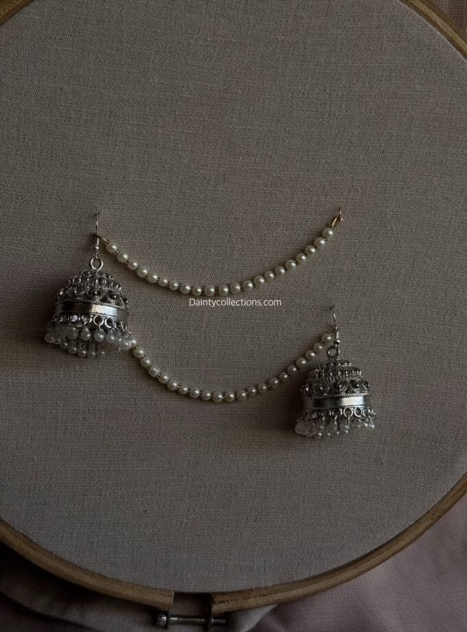 Sultana jhumki silver with pearl saharay