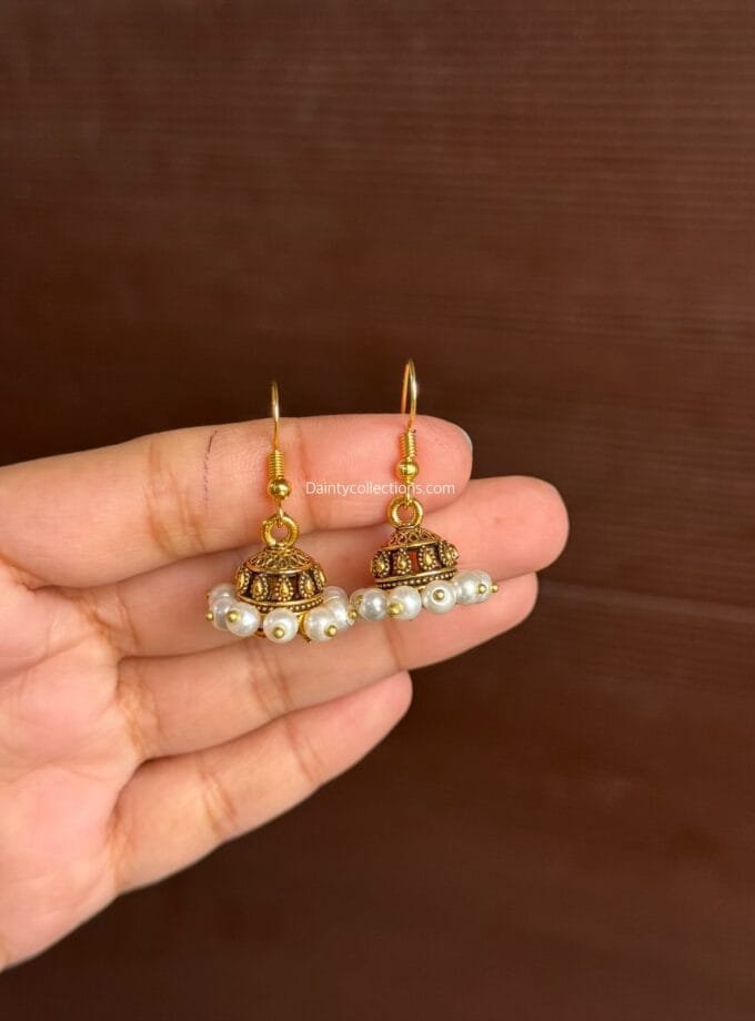 Mumtaz jhumki antique