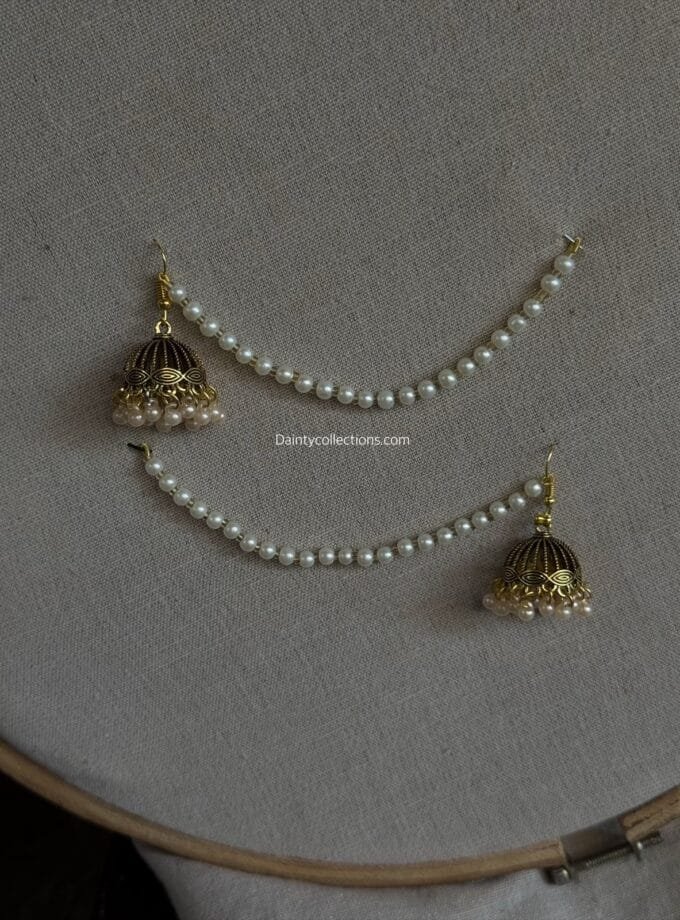 Mahe jhumki antique with pearl saharay