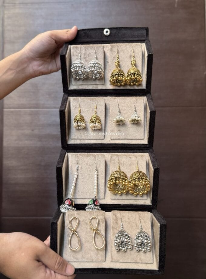 Jhumka box with 4 silver & 4 antique jhumkis