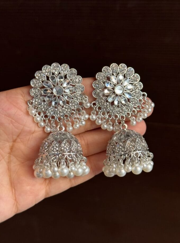 Zareen jhumkay silver