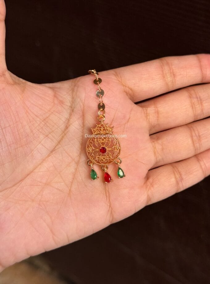 Choti bindiya golden