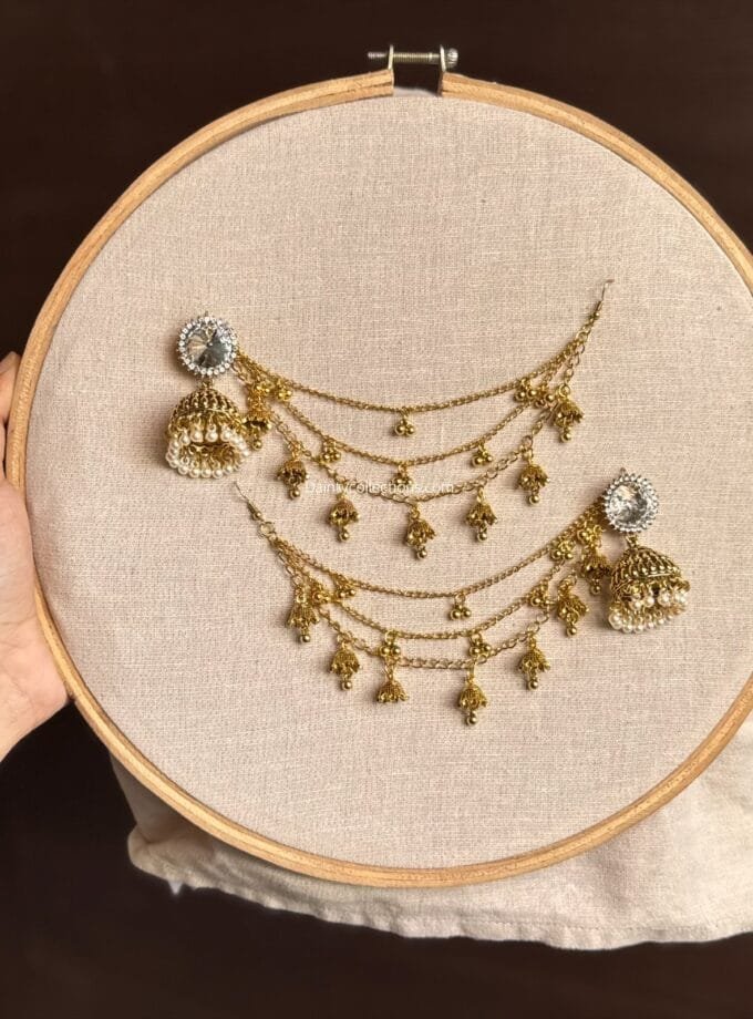 Shabnam jhumka antique with triple layer antique saharay