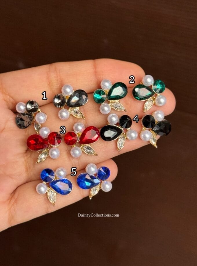 Mini crystal studs