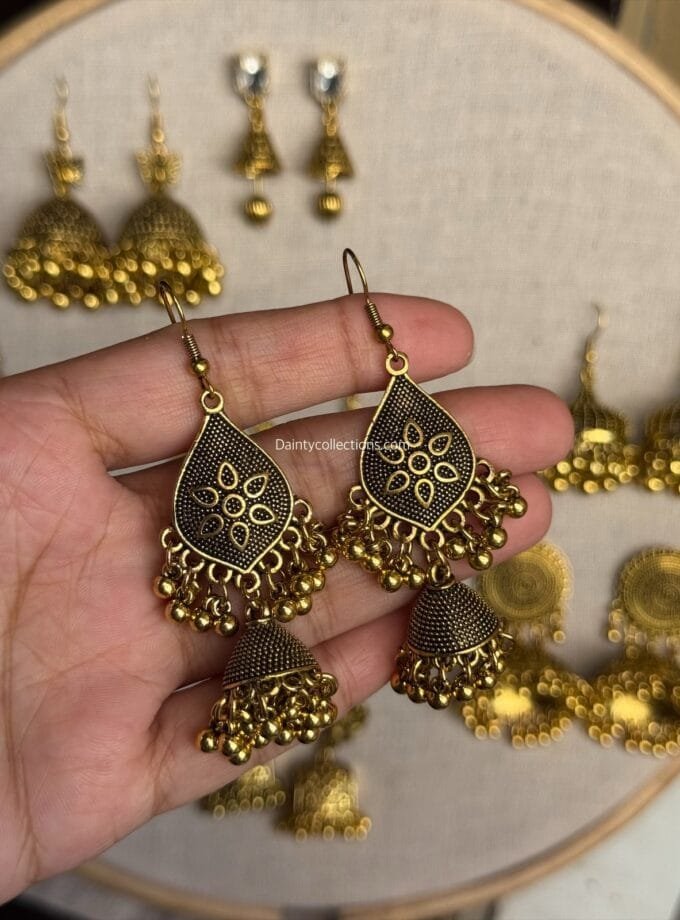 Antique frame jhumkay