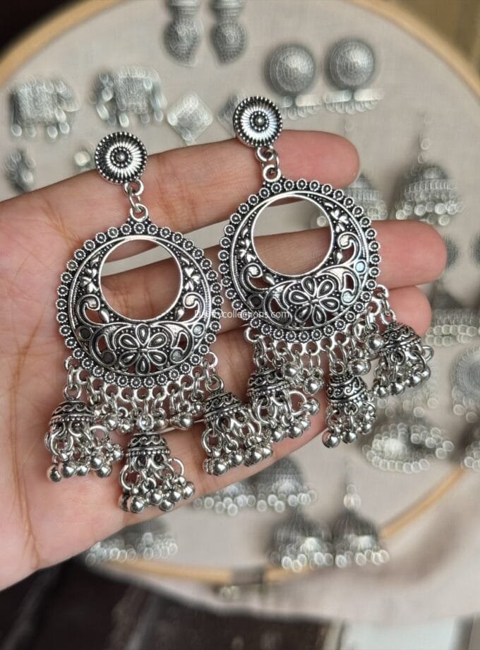Silver frame jhumkay