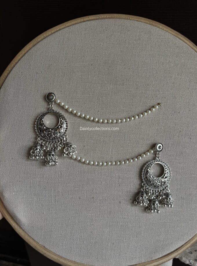 Kashmiri latkan jhumka with pearl saharay