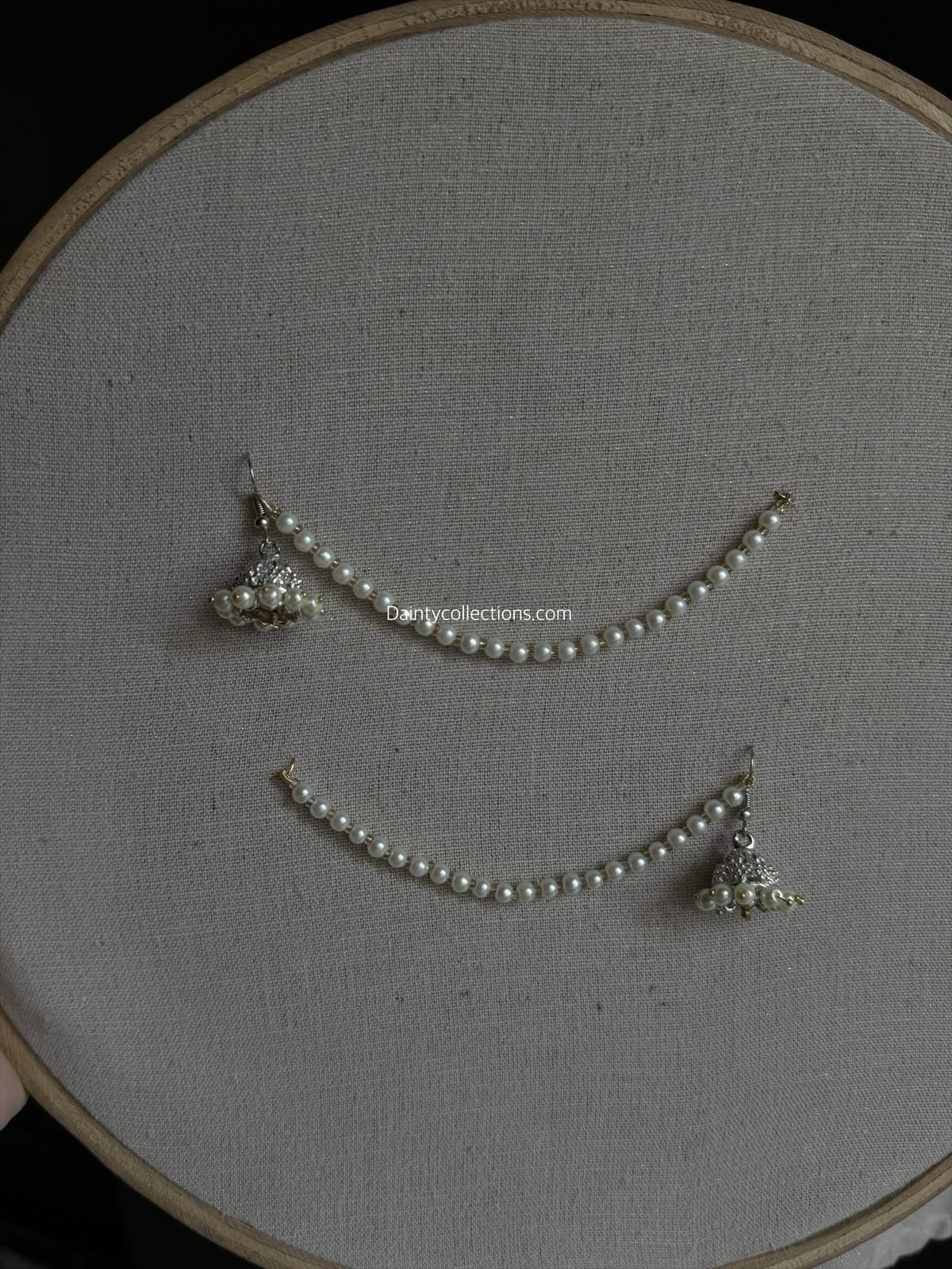 Choti Jali jhumki silver with pearl saharay