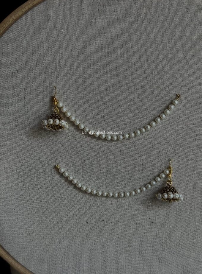 Choti Jali jhumki antique with pearl saharay