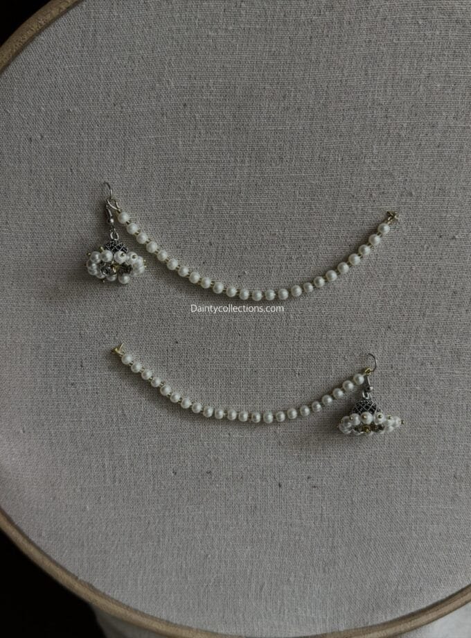Choti Jali jhumki silver with pearl saharay